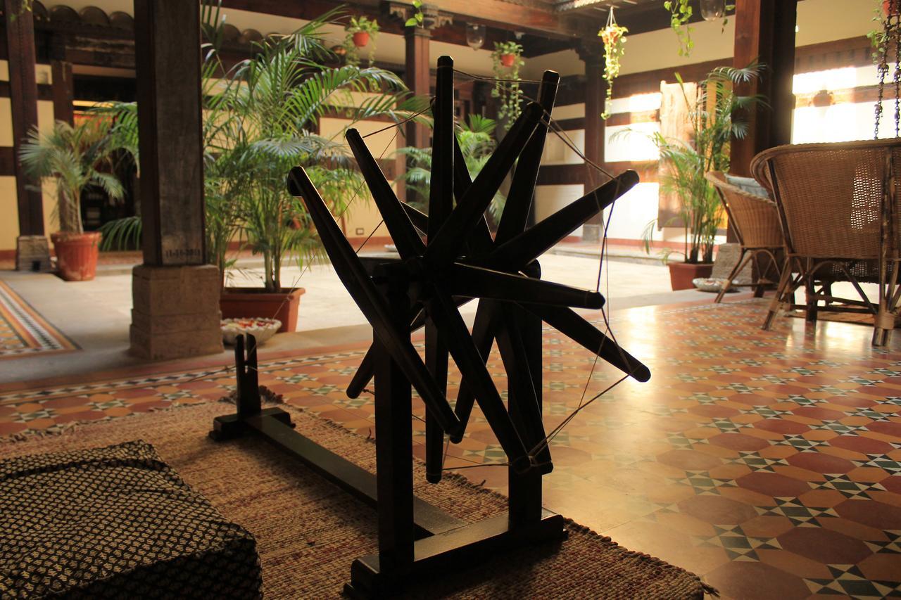 Bed and Breakfast Deewanji Ni Haveli Ahmedabad Exterior foto
