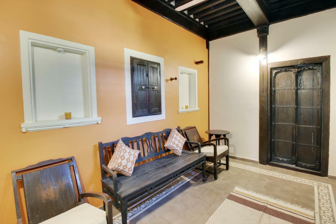 Bed and Breakfast Deewanji Ni Haveli Ahmedabad Exterior foto